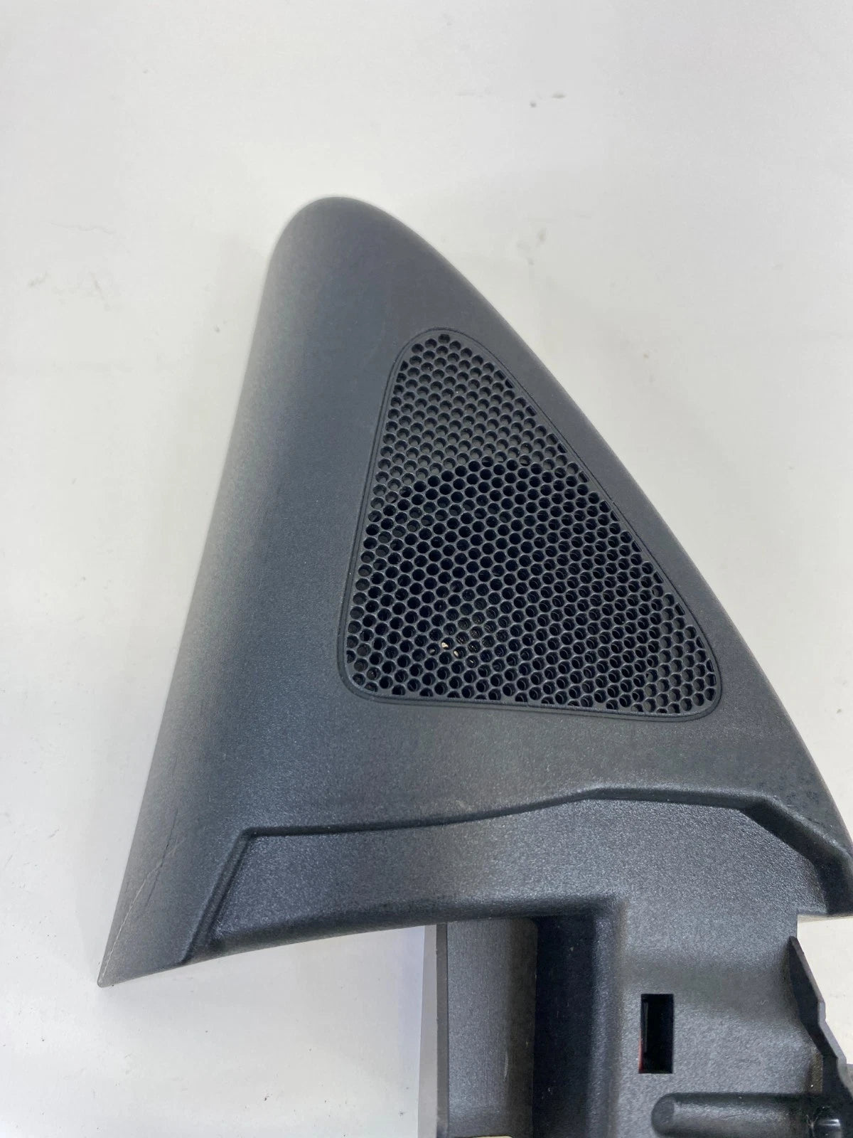 2009-2012 VOLKSWAGEN CC FRONT LEFT LH DOOR SPEAKER TWEETER COVER TRIM OEM