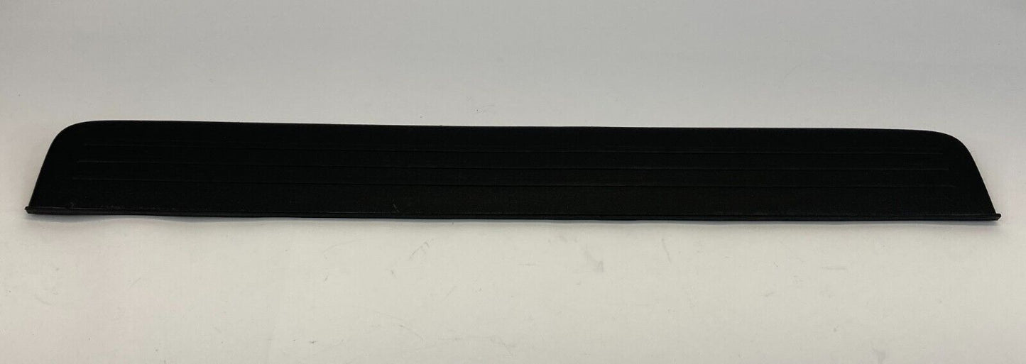 2004-2009 Toyota Prius Front Right Side Door Sill Scuff Strip Plate 67911-47020