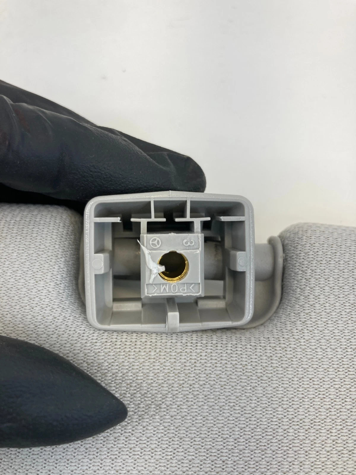 2006 MERCEDES CLS500 CLS550 CLS63 DRIVER LEFT SIDE SUN VISOR GREY MIRROR OEM