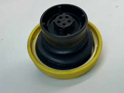 10 2010 CHRYSLER TOWN & COUNTRY FUEL FILLER GAS TANK CAP COVER LID OEM