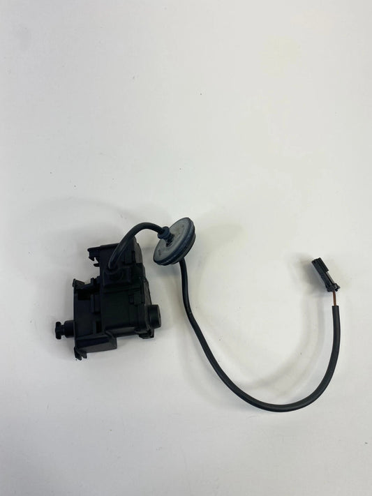 11-18 VOLKSWAGEN JETTA SEDAN FUEL TANK FILLER DOOR LOCK ACTUATOR 5C6810773 OEM