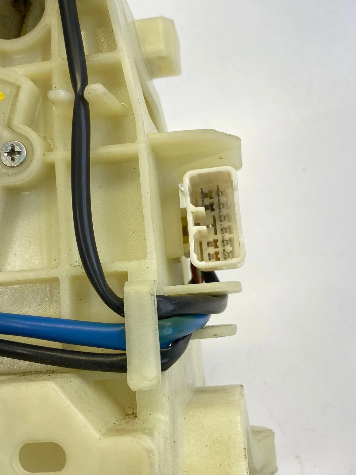 2014-2016 KIA SOUL AUTOMATIC TRANSMISSION GEAR SHIFTER SELECTOR UNIT OEM FACTORY