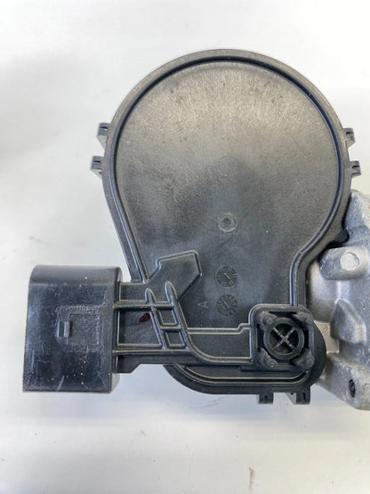 2016-2018 KIA SORENTO SUV FRONT WINDSHIELD WIPER MOTOR ASSEMBLY OEM
