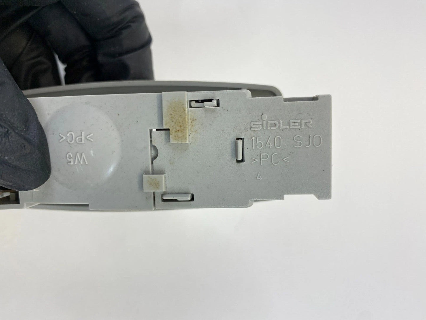 98-10 VOLKSWAGEN BEETLE INTERIOR INNER REAR DOME MAP LIGHT LAMP 3B0947291 OEM