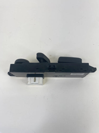 2015-2019 KIA SEDONA FRONT LEFT DRIVER POWER SEAT CONTROL SWITCH OEM