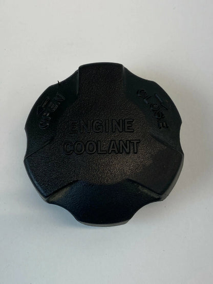 2006-2010 KIA OPTIMA RADIATOR ENGINE COOLANT RESERVOIR CAP TANK BOTTLE COVER OEM