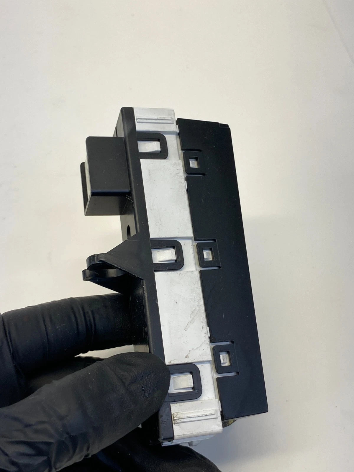 2010-2015 TOYOTA PRIUS PASSENGER ON OFF INDICATOR SWITCH DASHBOARD OEM FACTORY