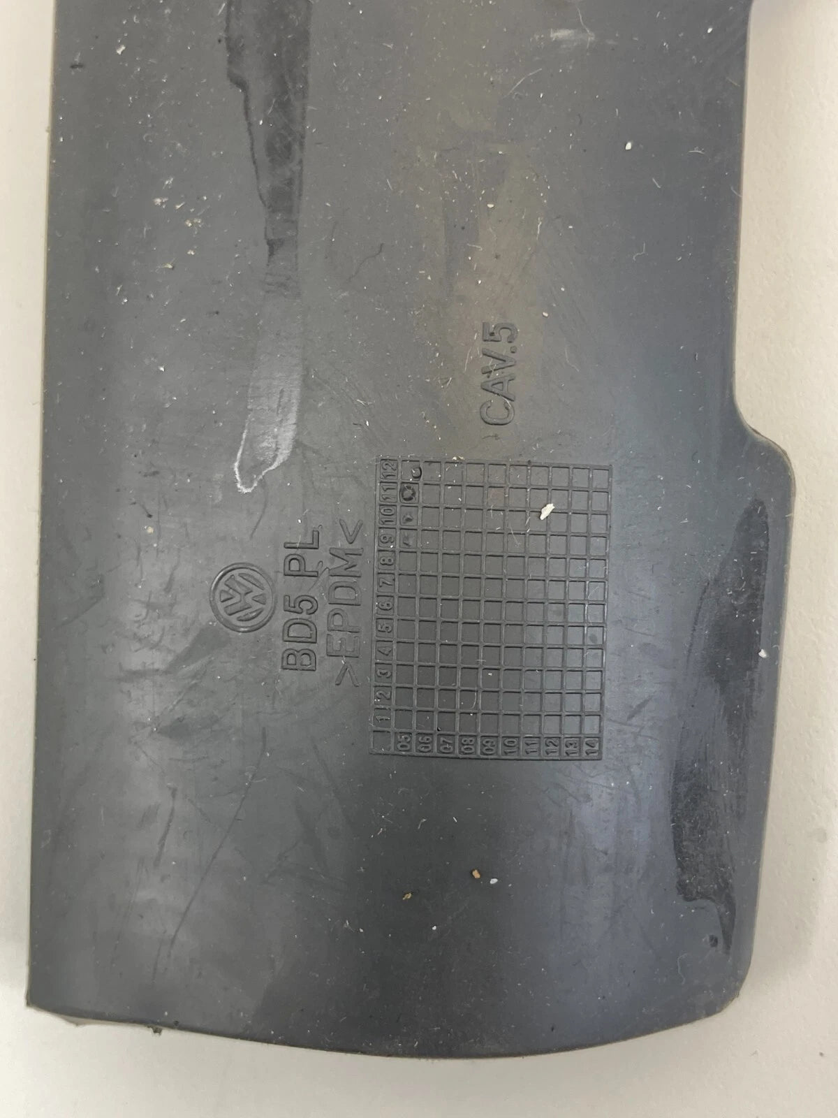 2006-2009 VOLKSWAGEN GTI CENTER CONSOLE MAT RUBBER LINER INSERT OEM