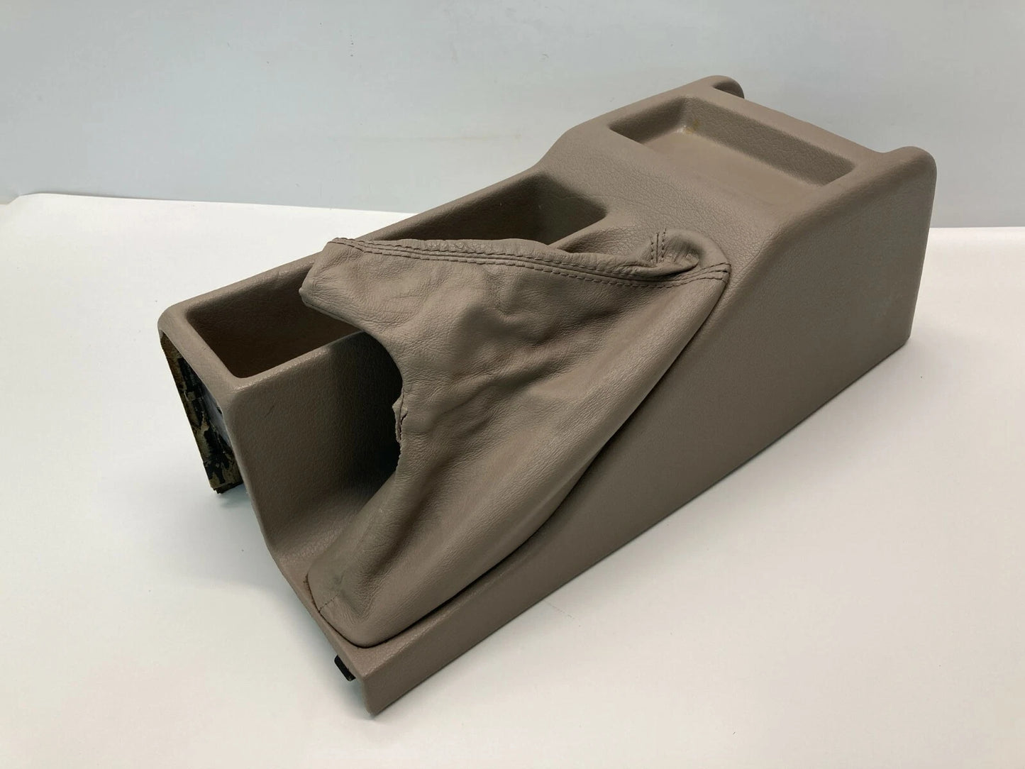 1994 1995 BMW 540I REAR CENTER CONSOLE COVER PANEL W/ BRAKE HANDLE BOOT OEM