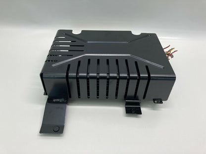 2004 04 Volkswagen Passat Audio Equipment Radio Amplifier Module AMP OEM