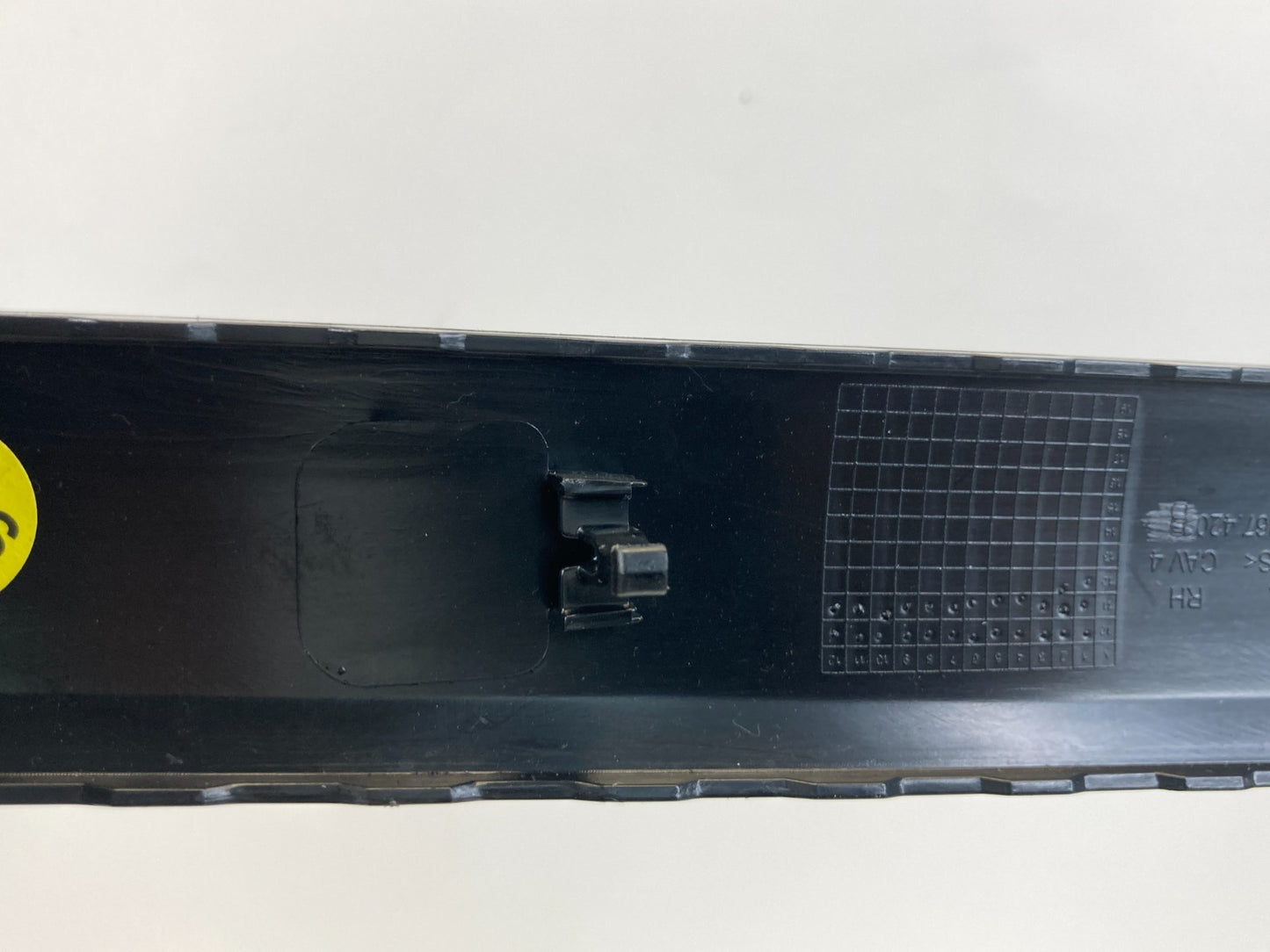 2012-2015 Volkswagen Passat Rear Right Door Panel Molding Bezel 561867420B OEM