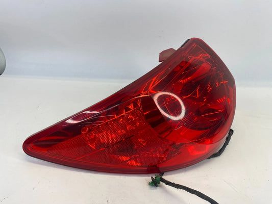 2009-2012 CHEVROLET TRAVERSE REAR LEFT SIDE OUTER TAIL LIGHT TAILLIGHT OEM