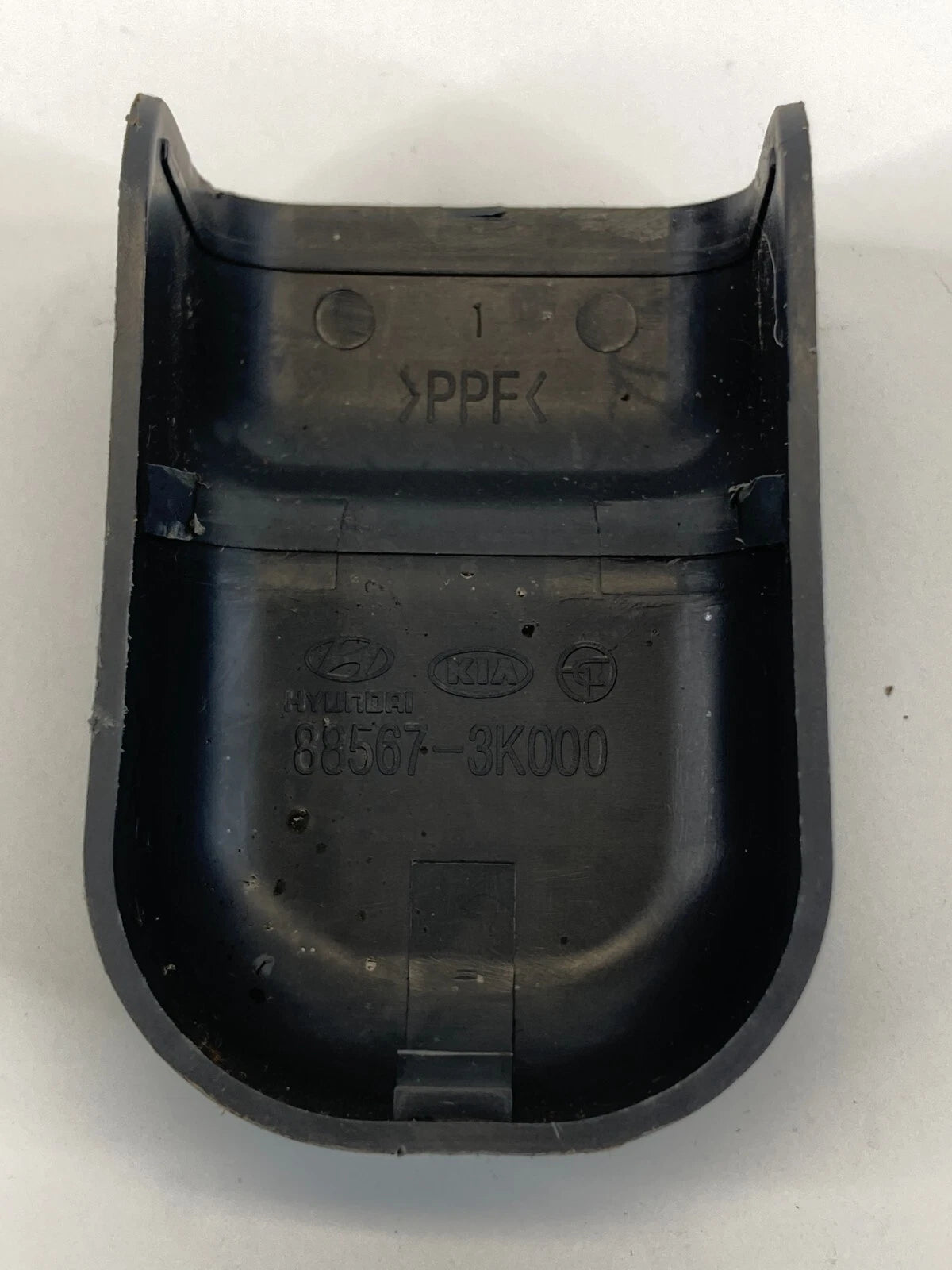 2009 2010 HYUNDAI ELANTRA SEDAN FRONT SEAT TRACK COVER TRIM CAP 88567-3K000 OEM
