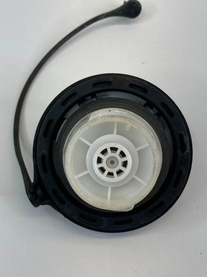 2012-2023 KIA RIO 04-09 SPECTRA 1.6L FUEL TANK FILLER GAS CAP LID COVER OEM