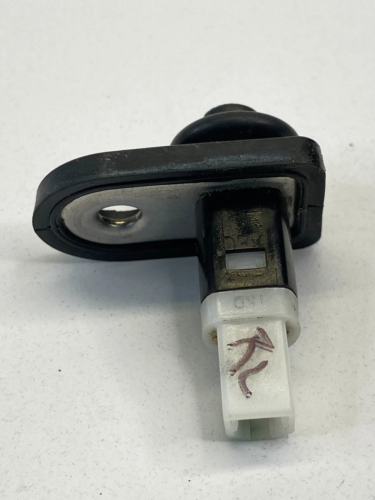 2007-2015 HYUNDAI SONATA SEDAN REAR LEFT SIDE DOOR LIGHT SWITCH JAMB SENSOR OEM