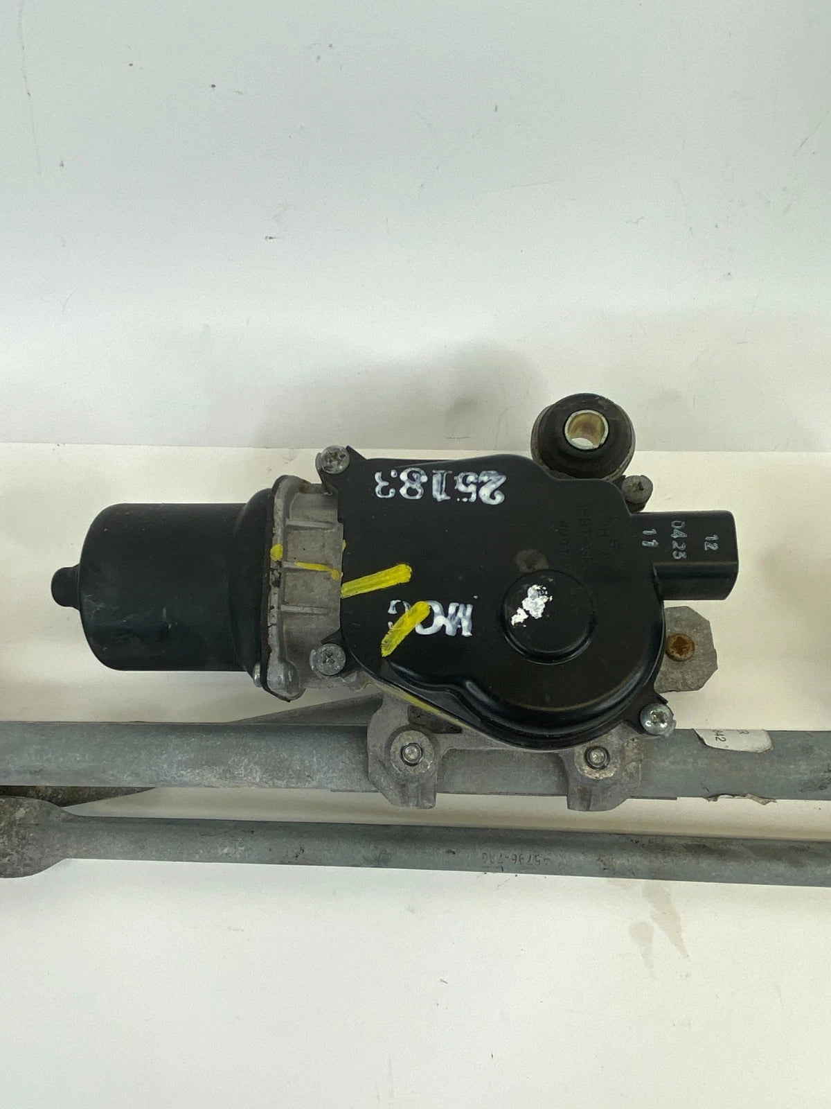 13-18 Nissan Altima Front Windshield Wiper Motor Assy w/ Linkage 28800-3TA0A OEM