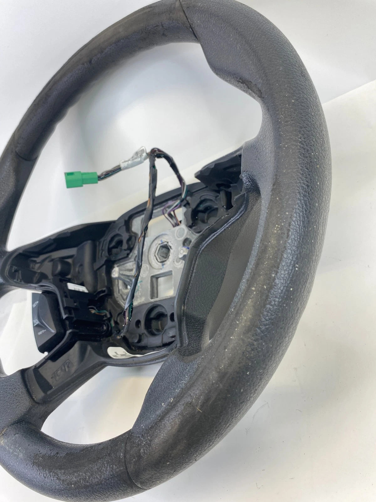 2013-2016 Ford Escape Steering Wheel w/ Cruise Control Switch OEM