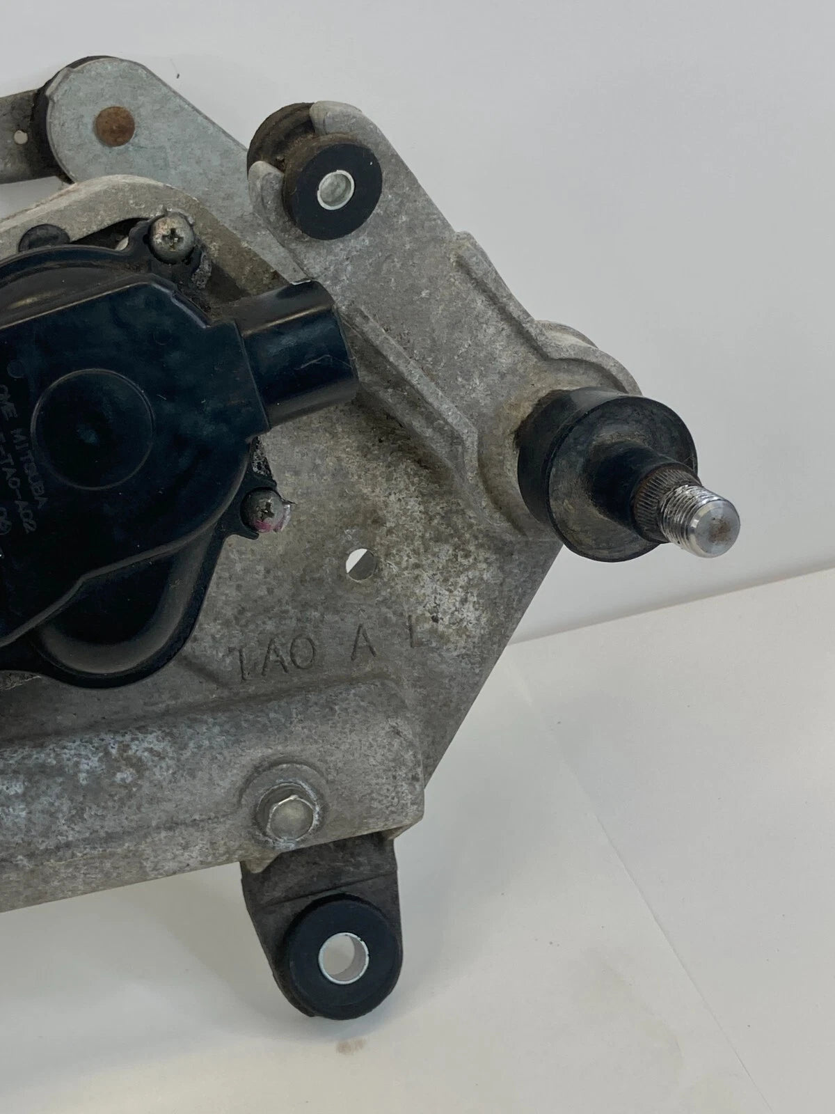 2010 2011 HONDA ACCORD CROSSTOUR FRONT WIPER MOTOR LINKAGE 76505-TA0-A02 OEM