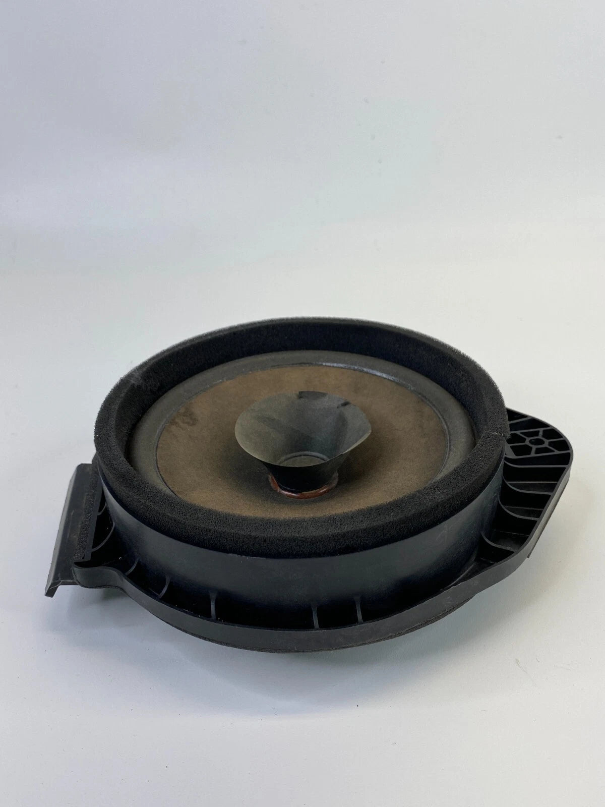 2011-2016 CHEVROLET CRUZE 16 LIMITED REAR LEFT SIDE DOOR SOUND SYSTEM SPEAKER