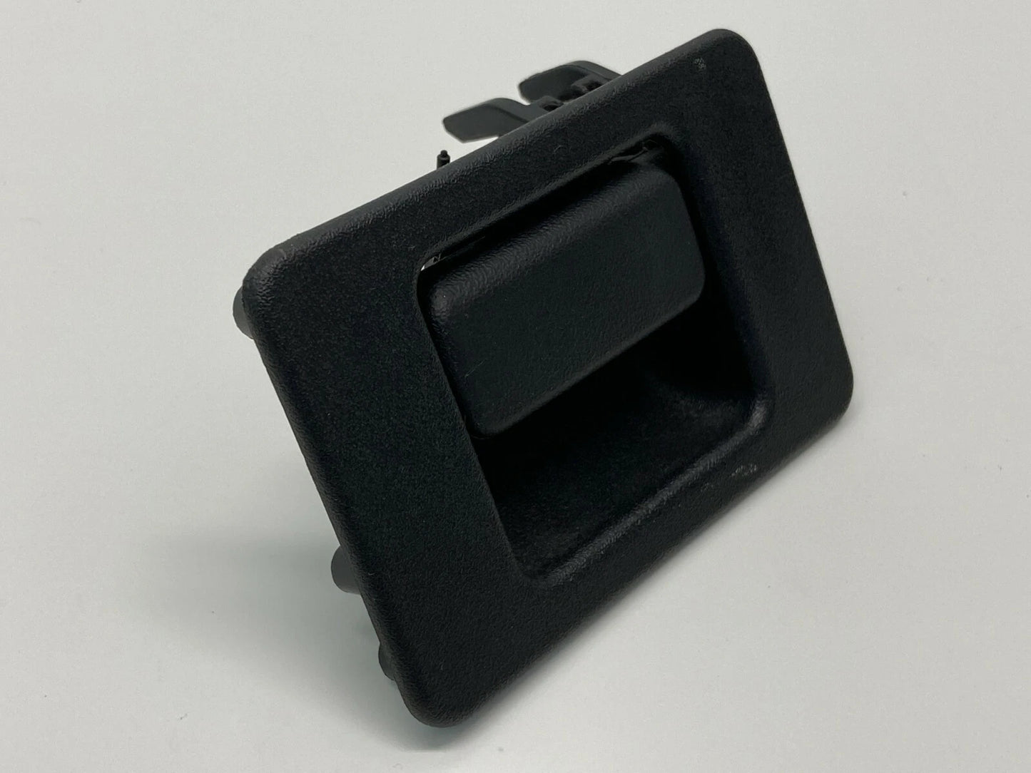 2008-2012 FORD ESCAPE GLOVE BOX LATCH DOOR HANDLE BLACK OEM YL2A-1006004-AAW