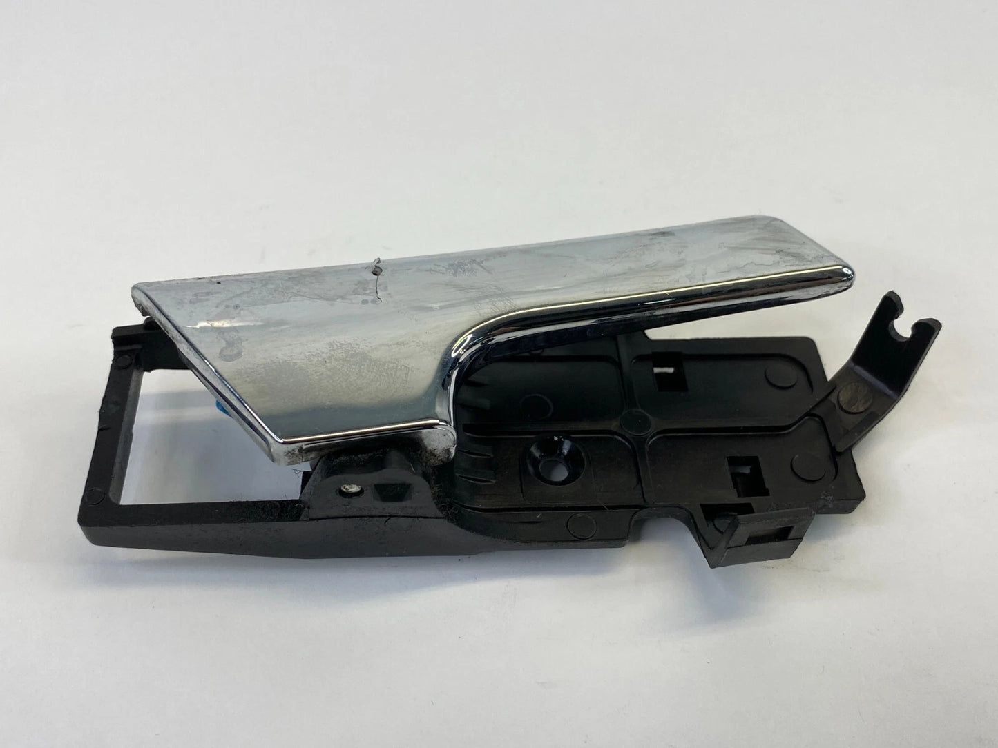 2009-2011 CHEVROLET AVEO5 FRONT RIGHT INTERIOR DOOR HANDLE OEM FACTORY SWT200404