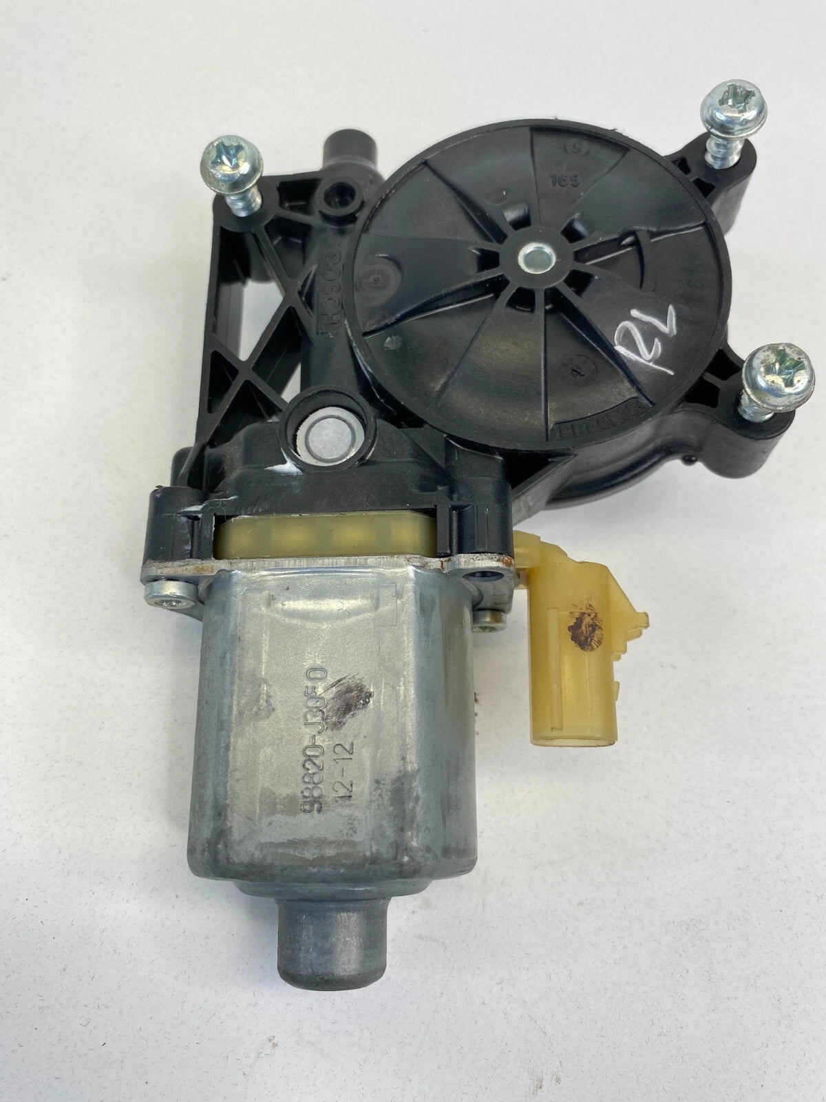 12-20 CHEVROLET SONIC REAR LEFT DRIVER SIDE POWER WINDOW 0130822681