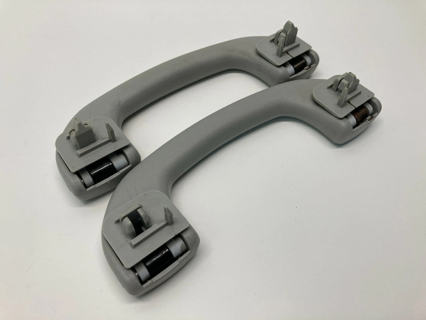 2005-2007 SUZUKI AERIO FRONT ROOF CEILING LEFT & RIGHT GRAB HANDLE PAIR SET OEM