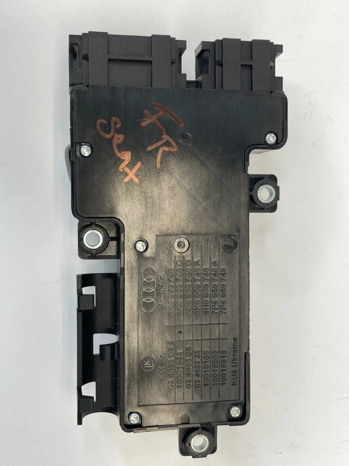 09-2 AUDI A4 FRONT RIGHT PASSENGER SEAT ADJUSTIN CONTROL SWITCH 8K0-959-748-B