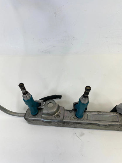 10-15 TOYOTA PRIUS 1.8L L4 AT HYBRID ENGINE FUEL INJECTOR RAIL DELIVERY PIPE OEM