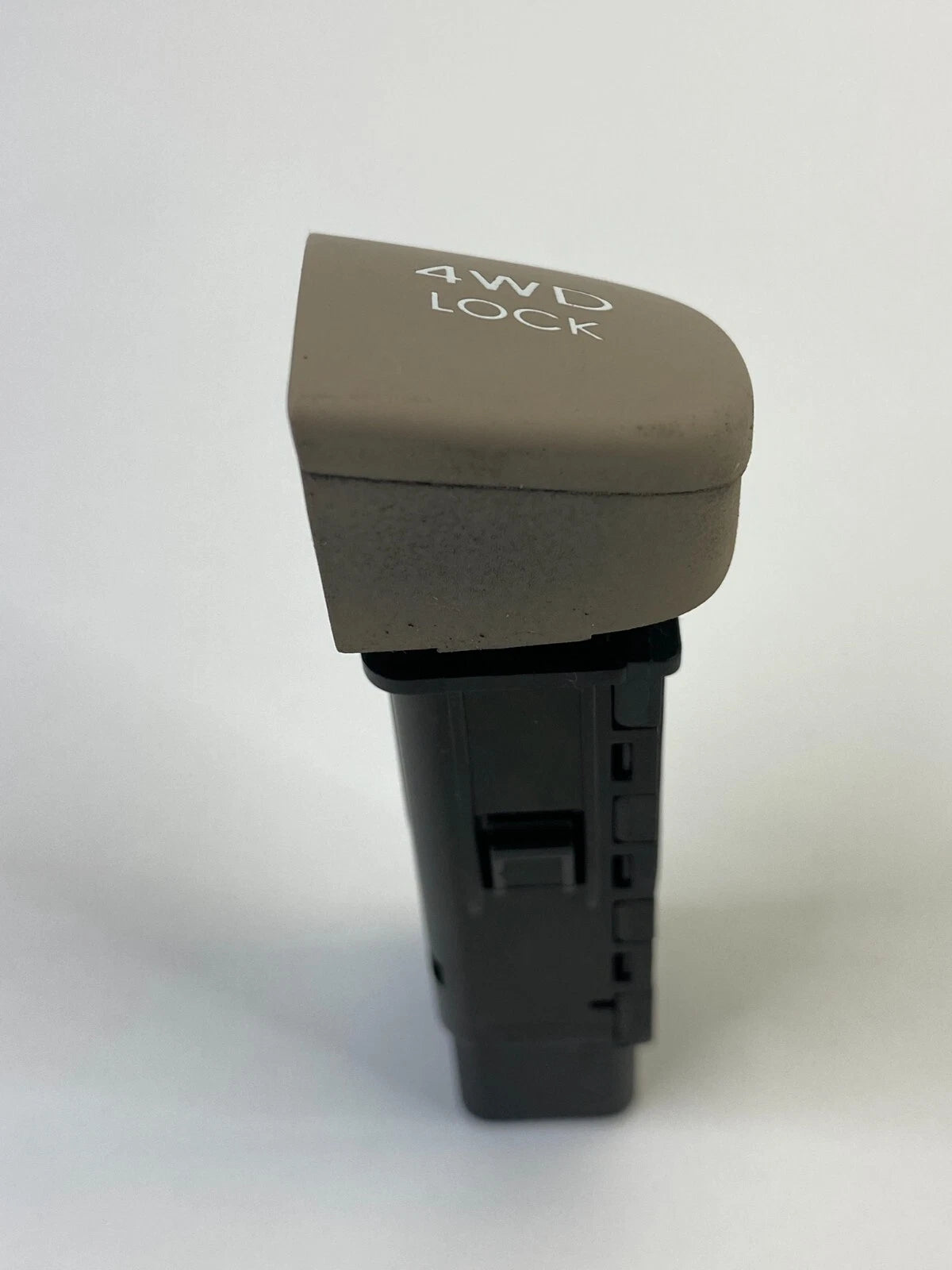 2005 06 07 08 09 2010 KIA SPORTAGE DASH 4WD LOCK BUTTON SWITCH OEM