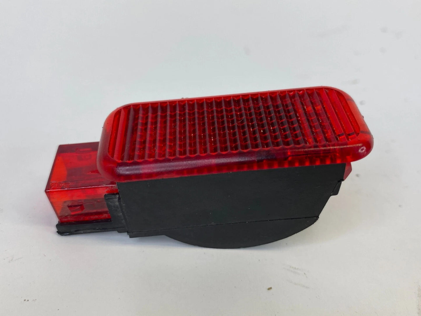 2007-2016 AUDI A4 QUATTRO FRONT INTERIOR DOOR PANEL WARNING LIGHT LAMP OEM