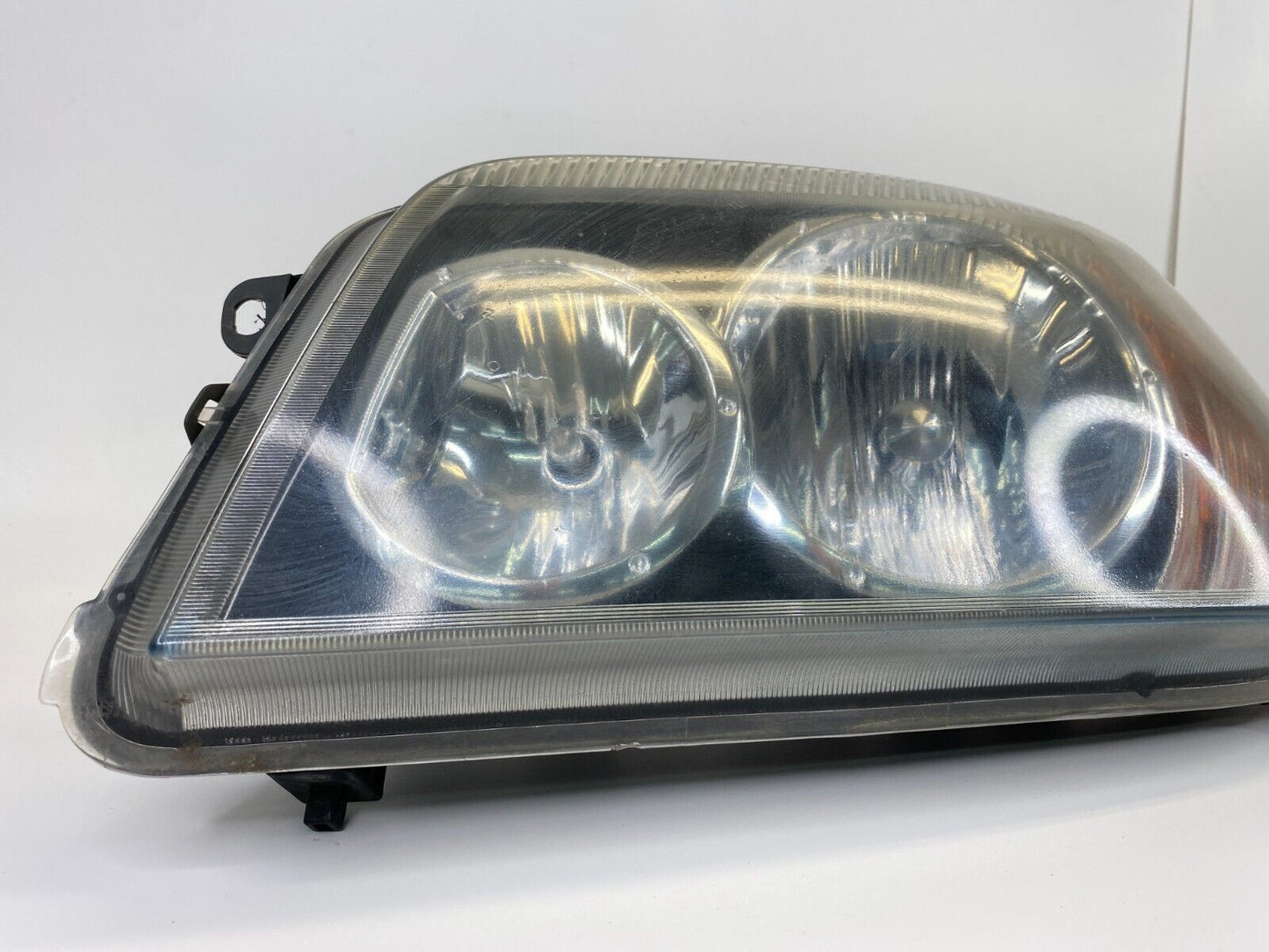 2001 2002 2003 Toyota Highlander Left Driver Side Headlight Headlamp 99226-81017