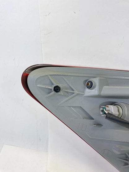 2013-2016 NISSAN PATHFINDER RIGHT PASSENGER REAR OUTER TAIL LIGHT ASSEMBLY OEM