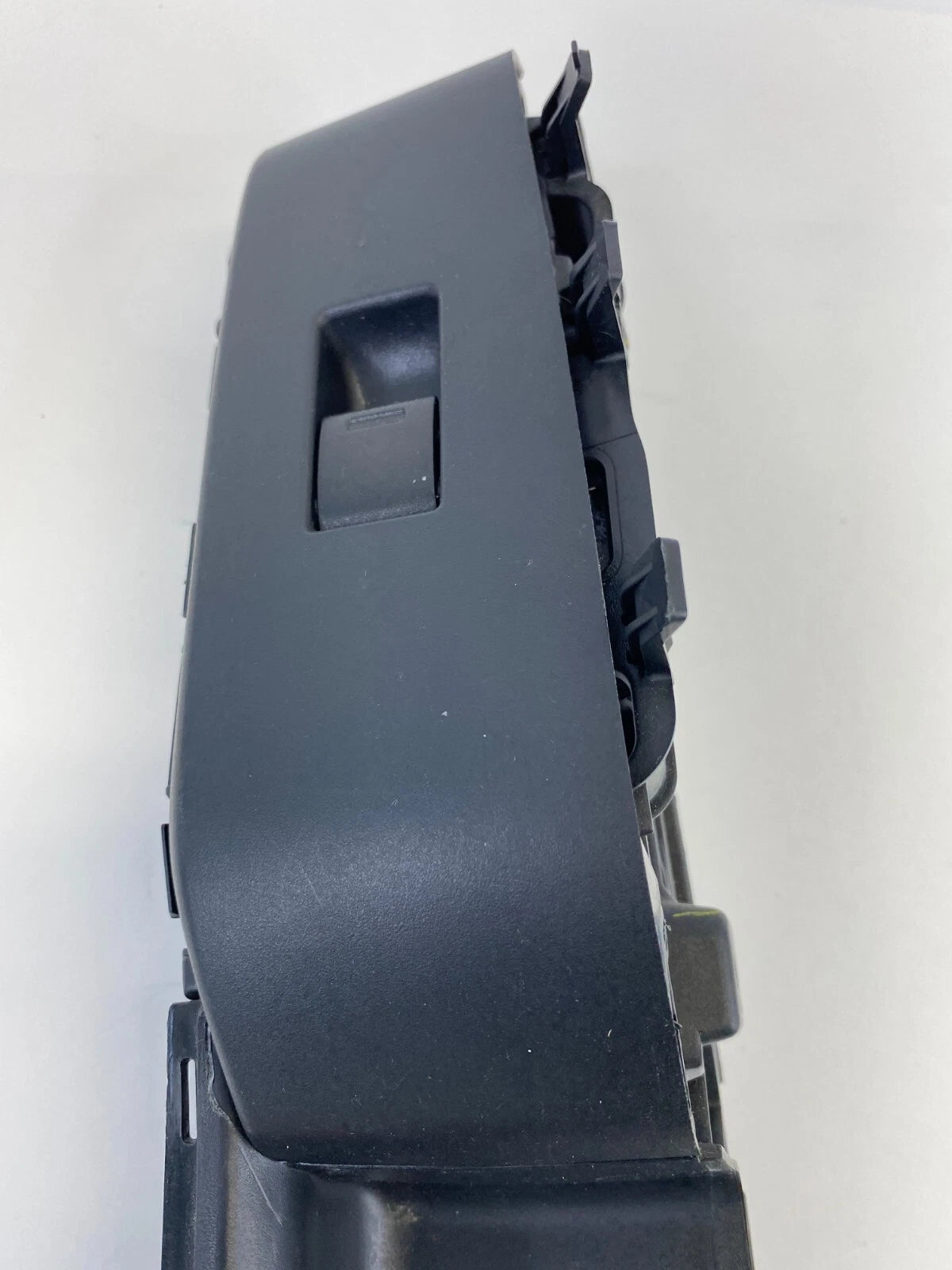 2009-2013 HONDA FIT FRONT RIGHT PASSENGER DOOR WINDOW SWITCH BEZEL 83541-TF0-00