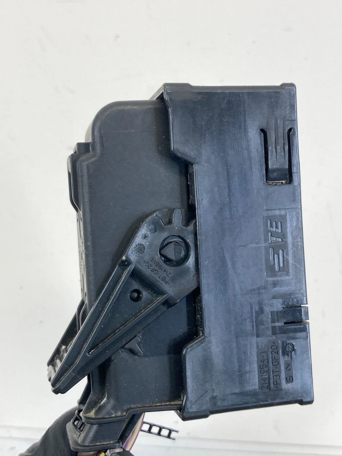 2014-2016 Ford Fusion 2.5L FWD ABS Pump Brake Module Plug Connector 21419541