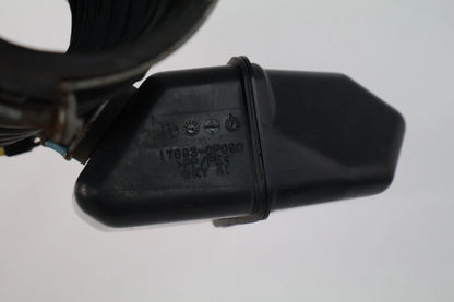 2011-2014 TOYOTA SIENNA 3.5L ENGINE AIR INTAKE HOSE DUCT & RESONATOR BOX OEM