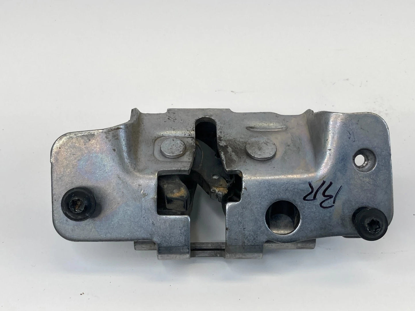 2009-2014 VOLKSWAGEN ROUTAN REAR RIGHT SIDE SLIDING DOOR LOCK LATCH CATCH ASSY