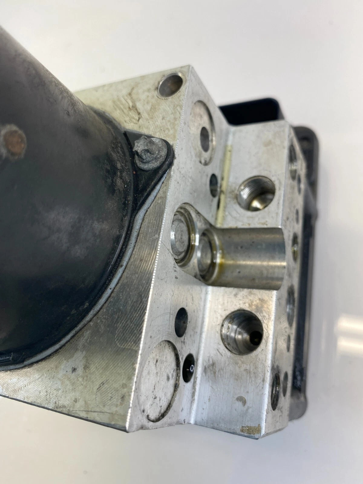 2007-2009 BMW X5 08 09 X6 ABS ANTI-LOCK BRAKE PUMP CONTROL MODULE 3451678159401