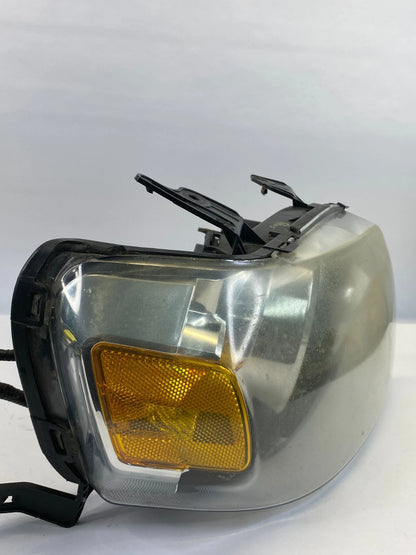 2005-2007 FORD ESCAPE FRONT RIGHT HEADLIGHT HEADLAMP 5L8X-13C199-AF OEM FACTORY