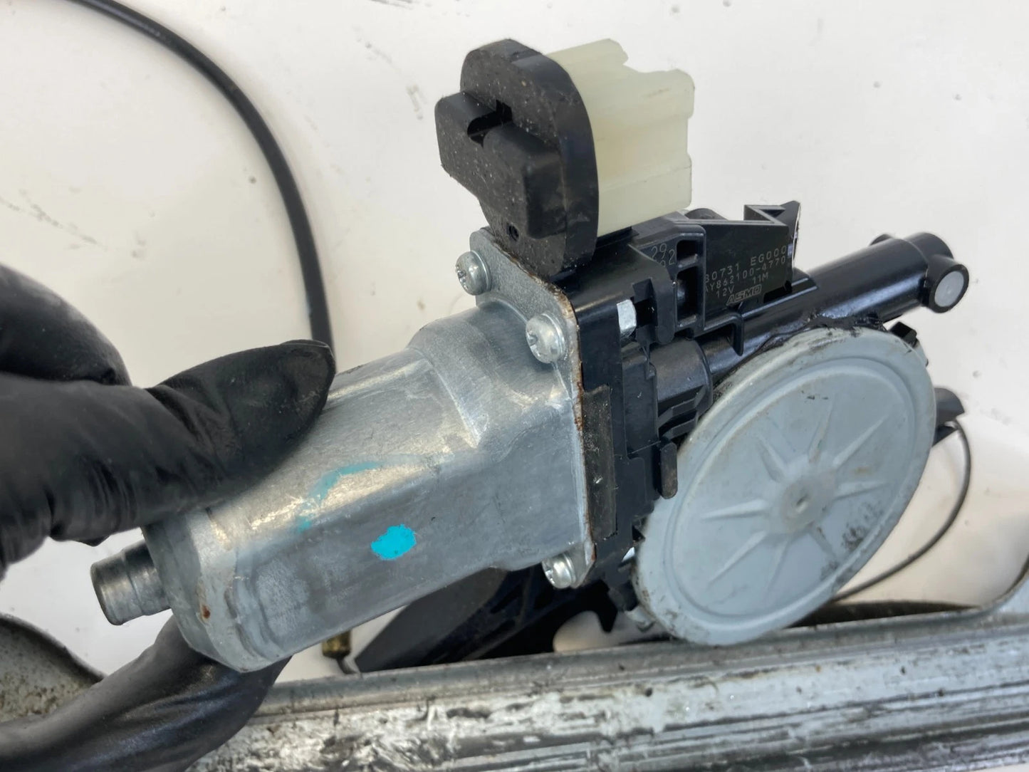 08-13 Nissan Altima Front Right Passenger Side Door Window Motor w/ Regulator