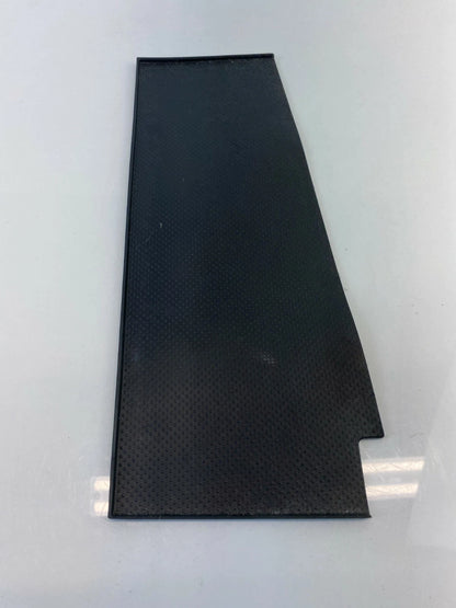 04-09 TOYOTA PRIUS GLOVE BOX STORAGE COMPARTMENT RUBBER MAT LINER 55349-47020