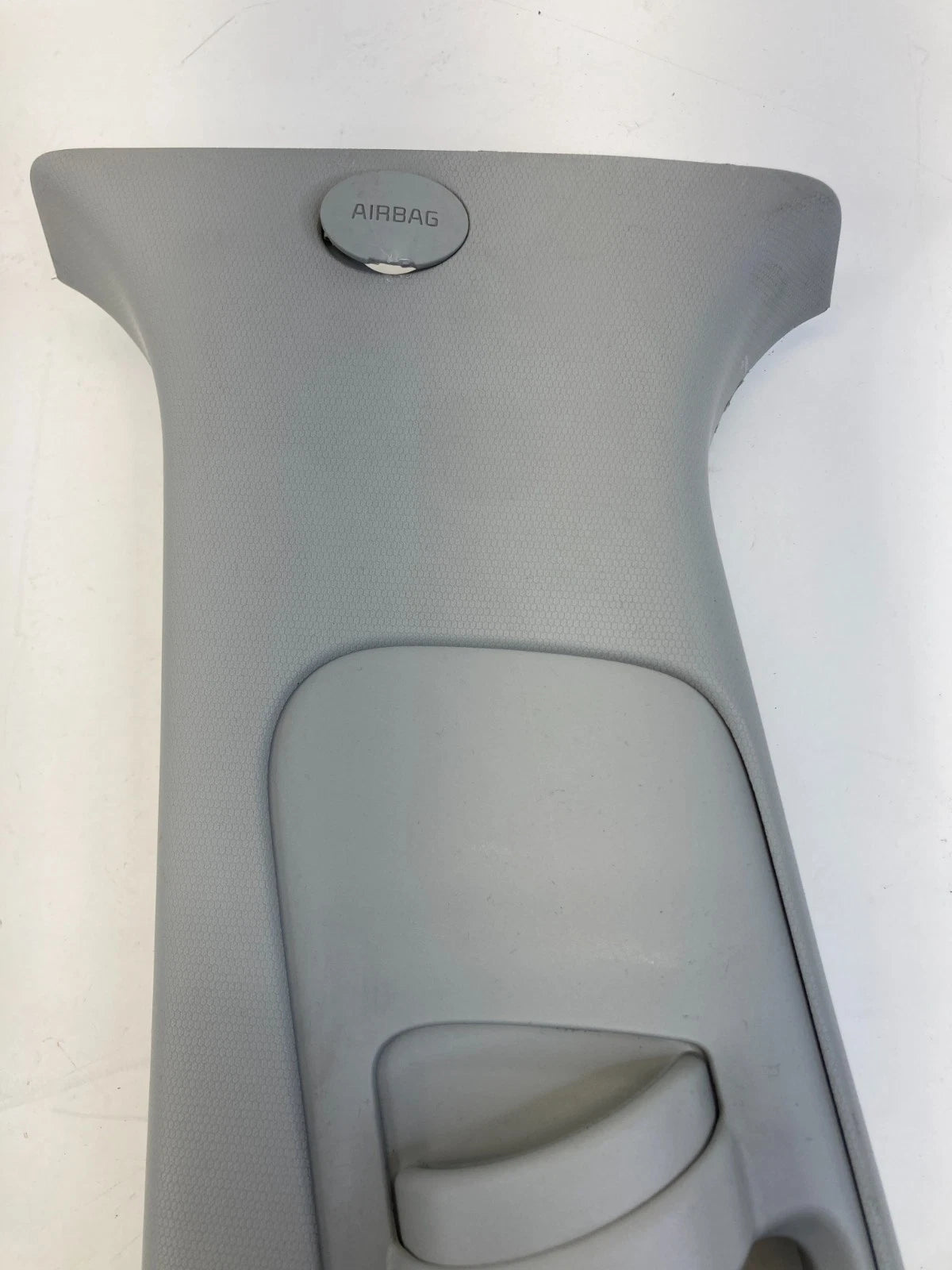 16-20 KIA SORENTO LEFT UPPER B-PILLAR TRIM PANEL DRIVER SIDE 85833-C6000BGA OEM