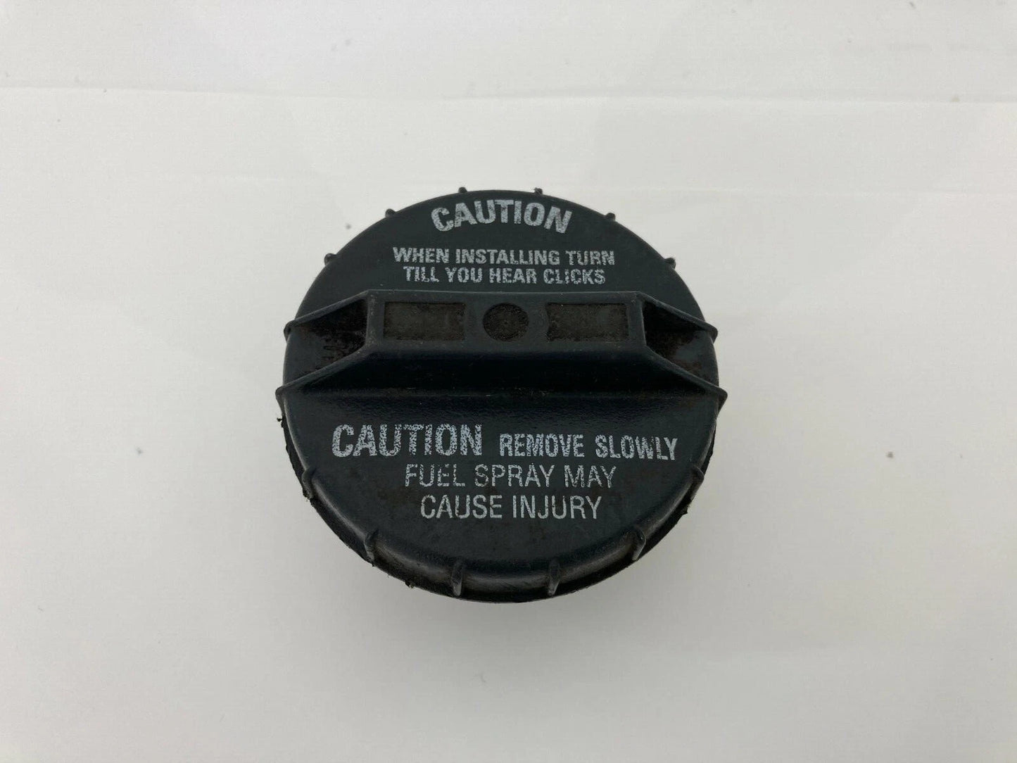 1989-2001 TOYOTA CAMRY SEDAN FUEL FILLER TANK CAP ASSEMBLY OEM