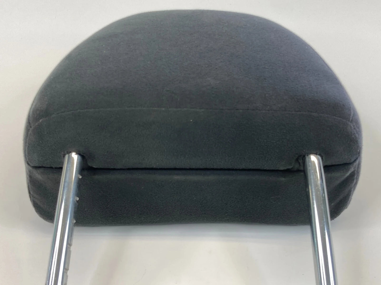 07 08 09 10 11 12 VERSA FRONT RIGHT PASSENGER SEAT HEAD REST HEADREST OEM