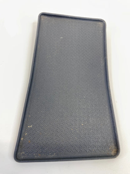 2007 2008 2009 HYUNDAI SANTA FE CENTER CONSOLE INSERT MAT RUBBER 84692-2B002 OEM