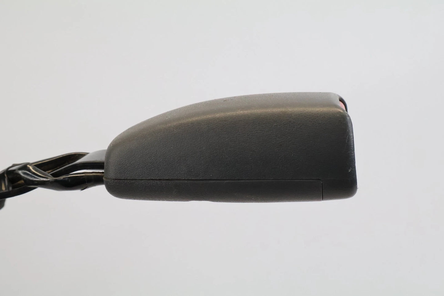 2004-2006 TOYOTA TUNDRA CREW CAB FRONT LEFT DRIVER SEAT BELT BUCKLE OEM