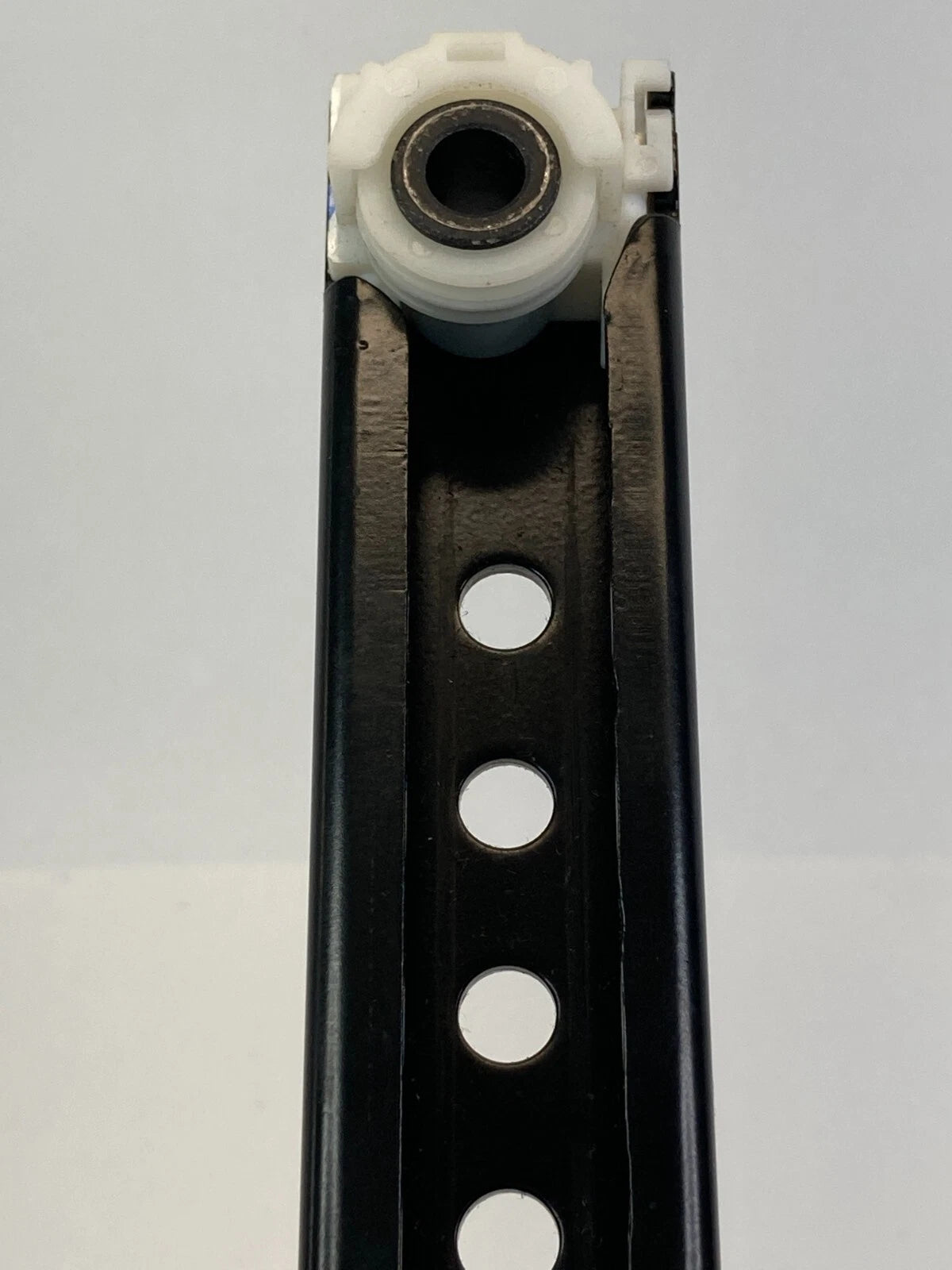2000-2002 MERCEDES-BENZ S500 FRONT LEFT SEAT BELT HEIGHT ADJUSTEMENT TRACK OEM