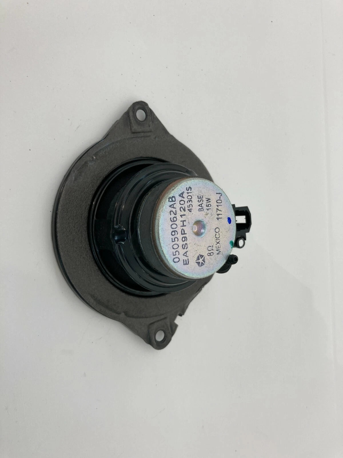 2008-2016 CHRYSLER TOWN & COUNTRY FRONT DASH SPEAKER TWEETER AUDIO 05059062AB