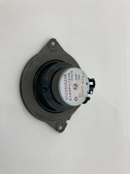2008-2016 CHRYSLER TOWN & COUNTRY FRONT DASH SPEAKER TWEETER AUDIO 05059062AB