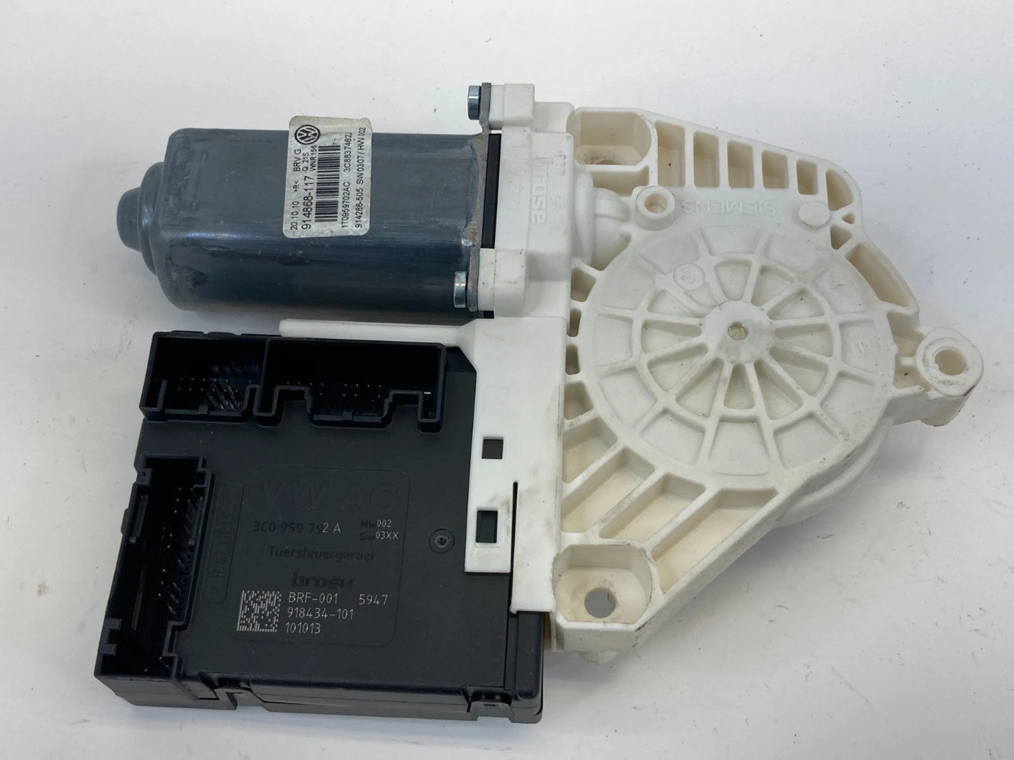 2009-2012 VOLKSWAGEN CC FRONT RIGHT SIDE DOOR POWER WINDOW MOTOR 3C8-837-462-J